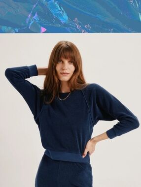 Suzi Kondi Navy Cropped Crew Beach Terry Sweatshirt Top